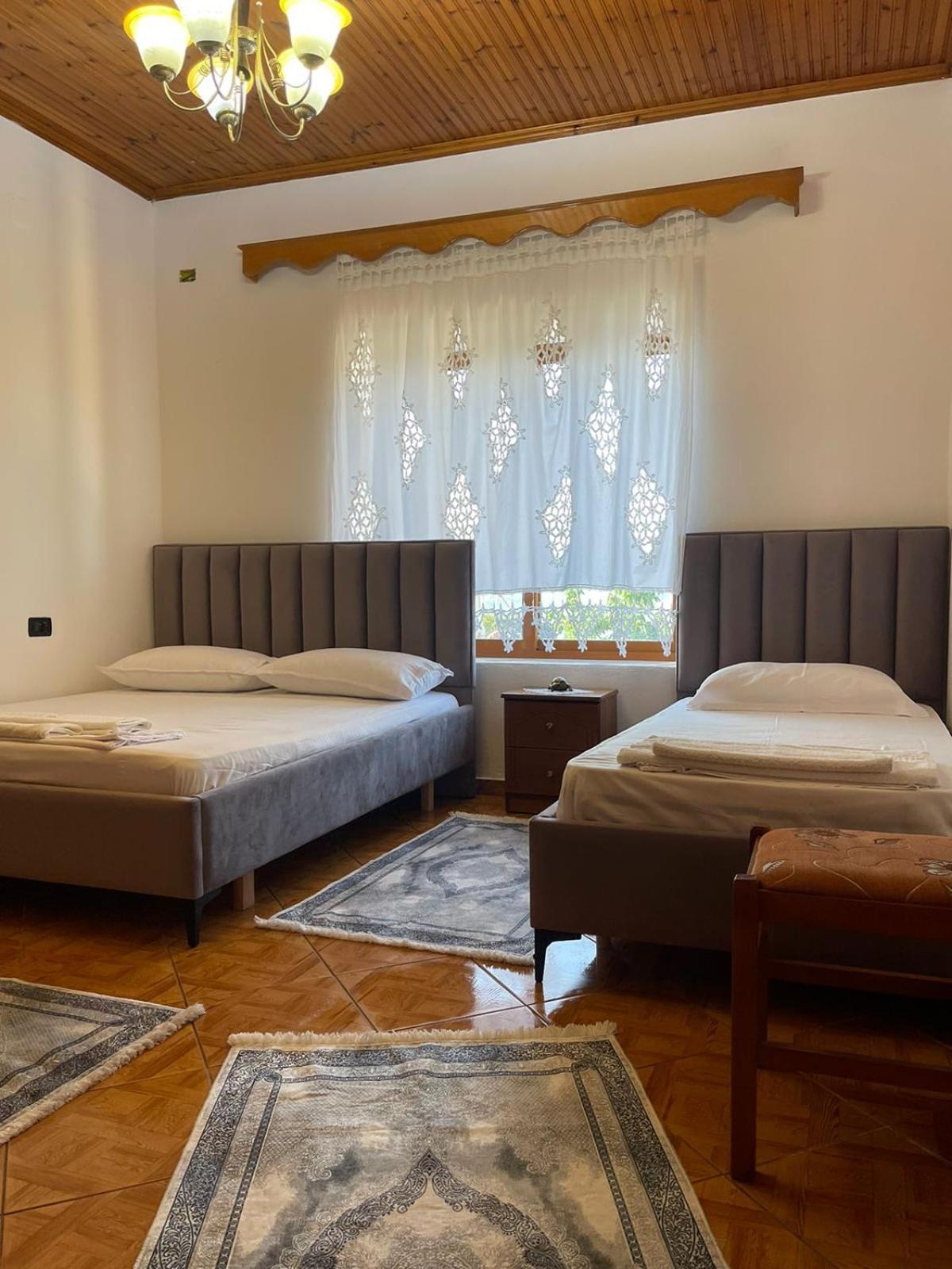 Guest House Lengo Gjirokaster Exterior photo