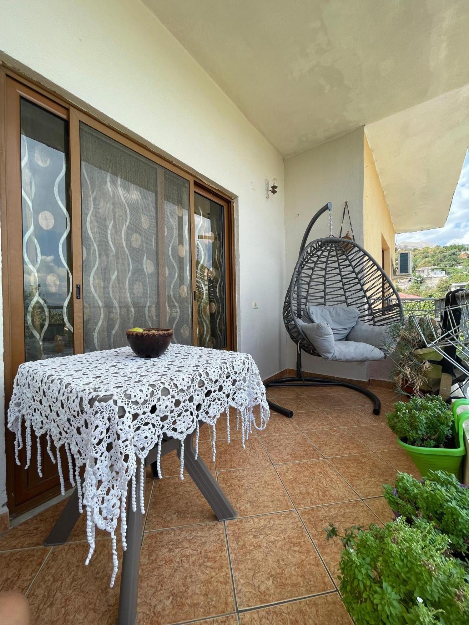 Guest House Lengo Gjirokaster Exterior photo
