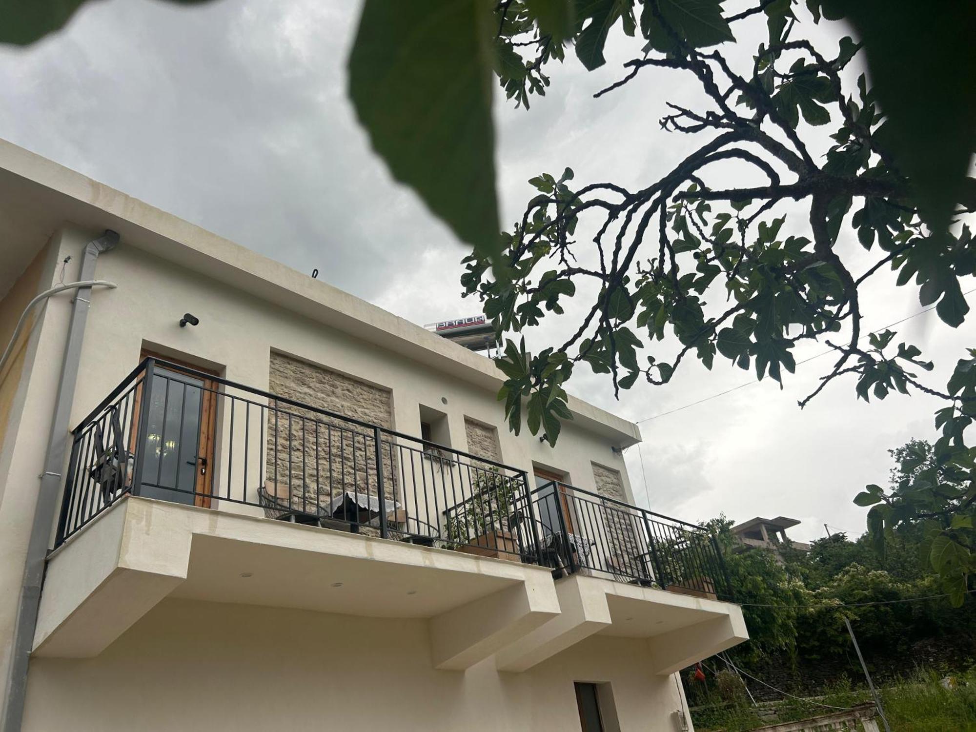 Guest House Lengo Gjirokaster Exterior photo