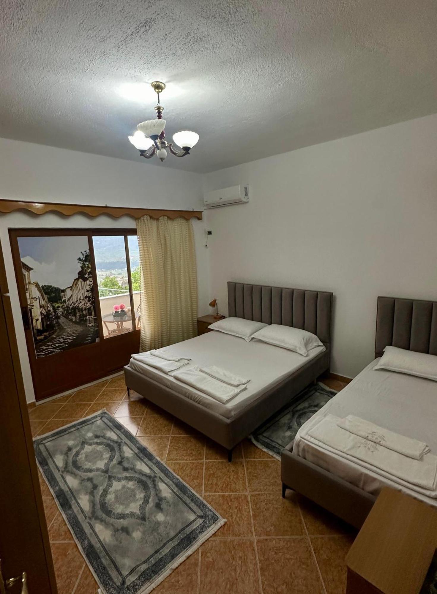 Guest House Lengo Gjirokaster Exterior photo